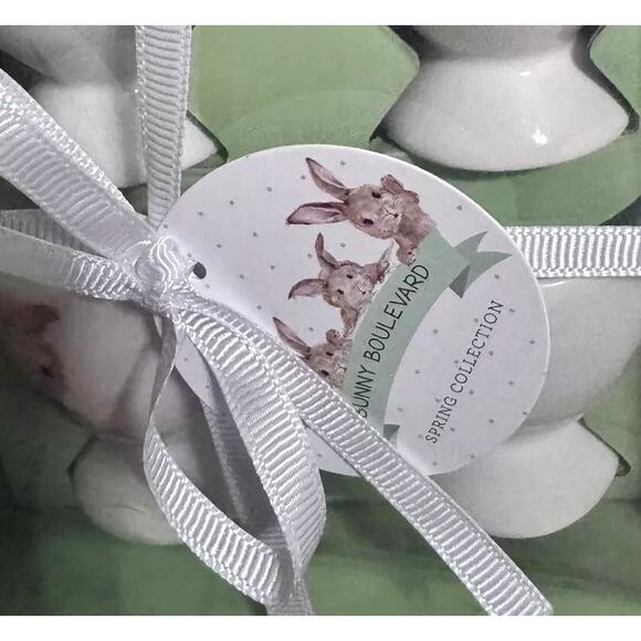 Bunny Boulevard Fine Porcelain Egg Cups Set of 4 Spring Easter Bunny Decor NIB - Picture 7 of 9